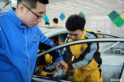 王牌專業全新升級！沈陽萬通汽車學?；馃嵴猩? />
</span>
<span id=